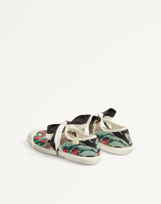 Ballerines Bay By Bay en tissu jacquard avec broderies florales Ballerines Bay By Bay en tissu jacquard avec broderies florales