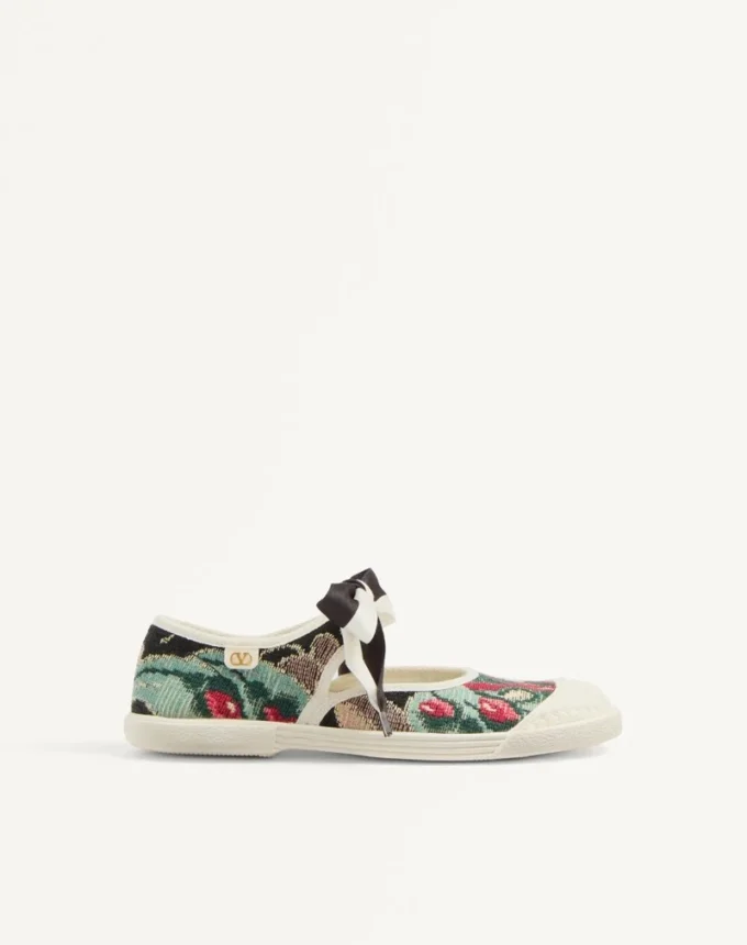Ballerines Bay By Bay en tissu jacquard avec broderies florales Ballerines Bay By Bay en tissu jacquard avec broderies florales