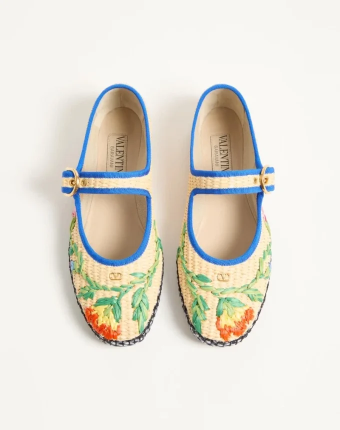 Ballerines Mary-Jane Endouce en raphia avec broderies florales Ballerines Mary-Jane Endouce en raphia avec broderies florales