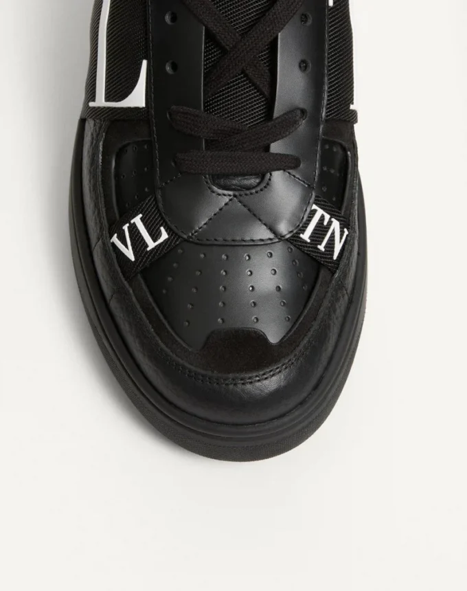 Baskets basses en cuir de veau Vl7N avec bandes