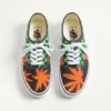 Baskets basses en tissu Valentino Garavani et Vans avec imprimé VLogo Checkerboard et imprimé Tropical Leaves Baskets basses en tissu Valentino Garavani et Vans avec imprimé VLogo Checkerboard et imprimé Tropical Leaves