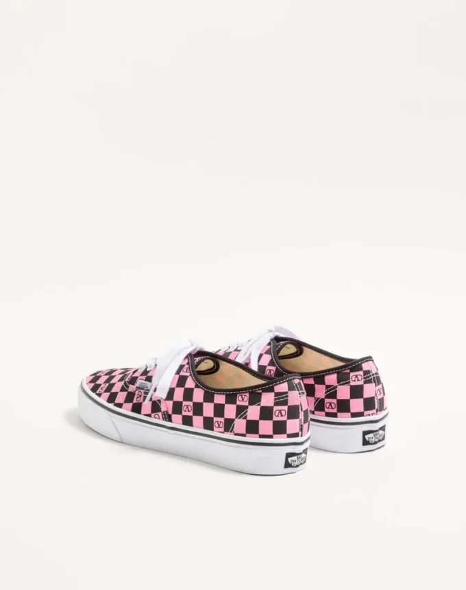 Baskets basses Valentino Garavani et Vans en tissu avec imprimé VLogo Checkerboard Baskets basses Valentino Garavani et Vans en tissu avec imprimé VLogo Checkerboard