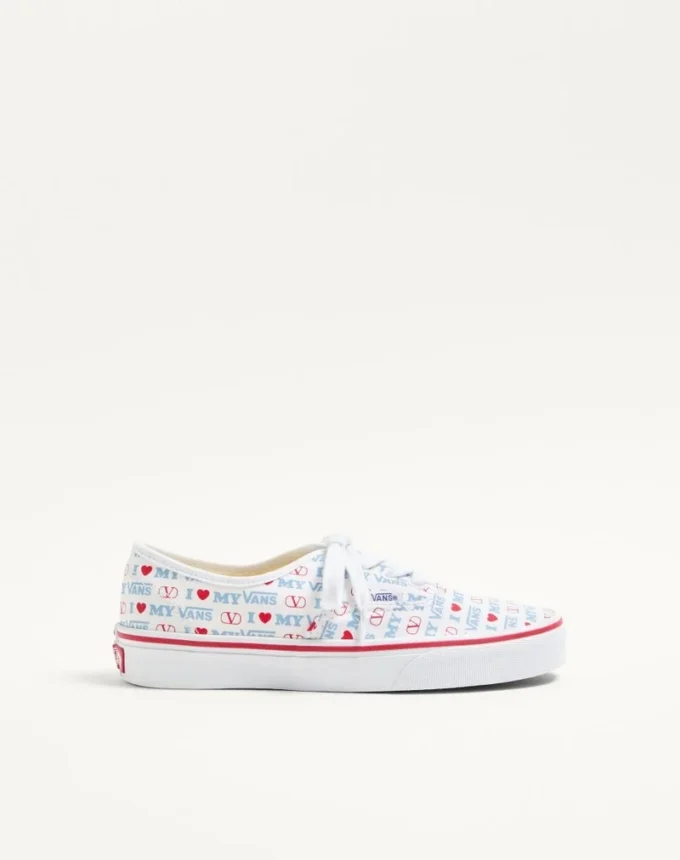Baskets basses Valentino Garavani et Vans en tissu imprimé Valentino Vans Love Baskets basses Valentino Garavani et Vans en tissu imprimé Valentino Vans Love