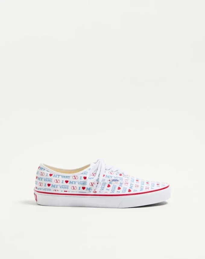 Baskets basses Valentino Garavani et Vans en tissu imprimé Valentino Vans Love Baskets basses Valentino Garavani et Vans en tissu imprimé Valentino Vans Love