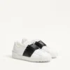 Baskets Rockstud Untitled en cuir de veau avec clous ton sur ton Baskets Rockstud Untitled en cuir de veau avec clous ton sur ton