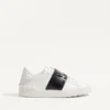 Baskets Rockstud Untitled en cuir de veau avec clous ton sur ton Baskets Rockstud Untitled en cuir de veau avec clous ton sur ton
