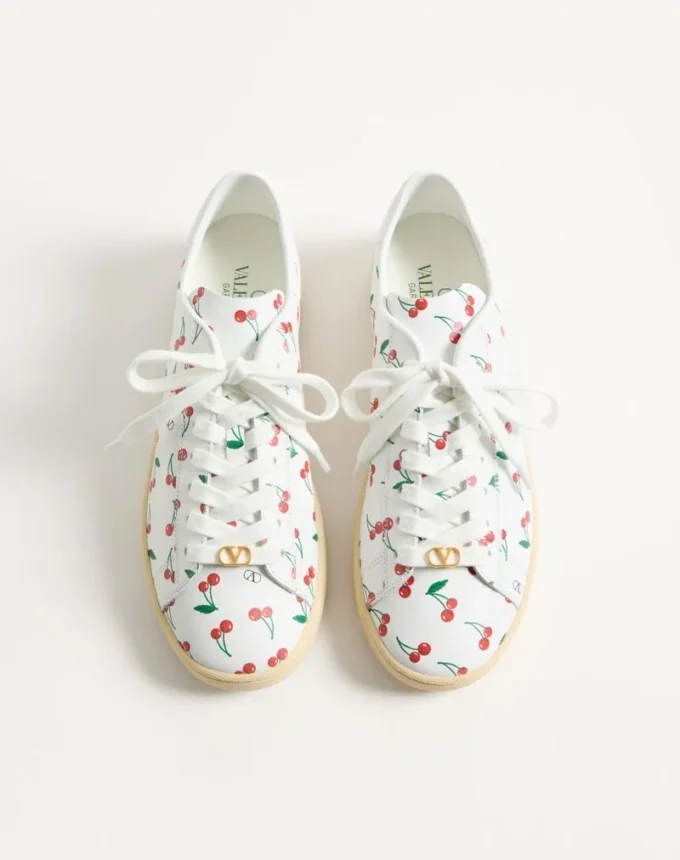 Baskets Royco en cuir nappa avec motif Cherryfic Baskets Royco en cuir nappa avec motif Cherryfic