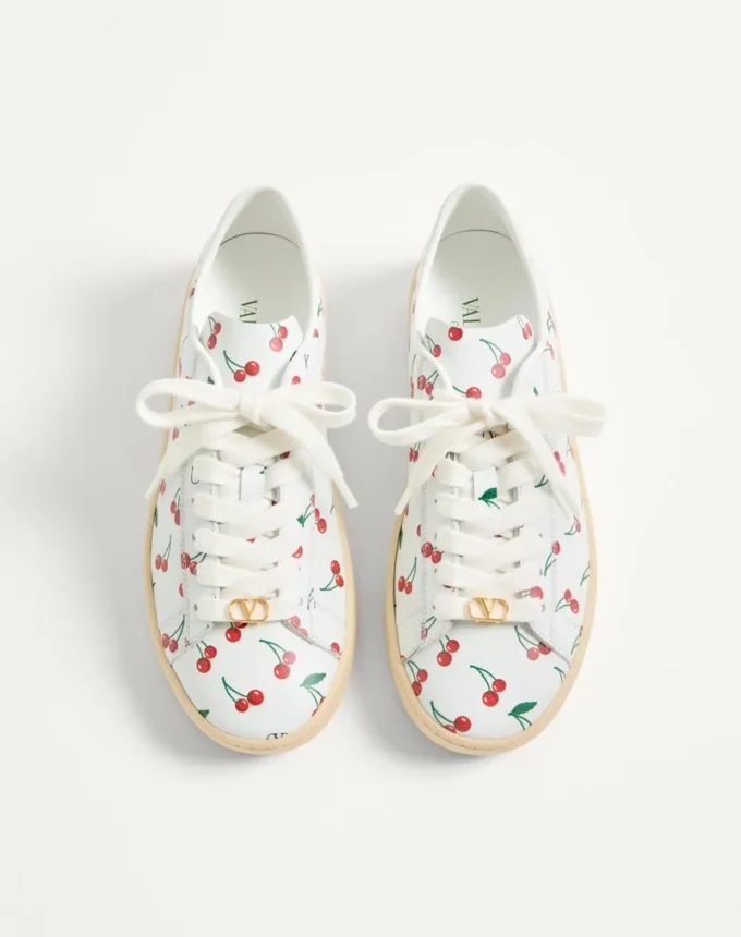 Baskets Royco en cuir nappa avec motif Cherryfic Baskets Royco en cuir nappa avec motif Cherryfic