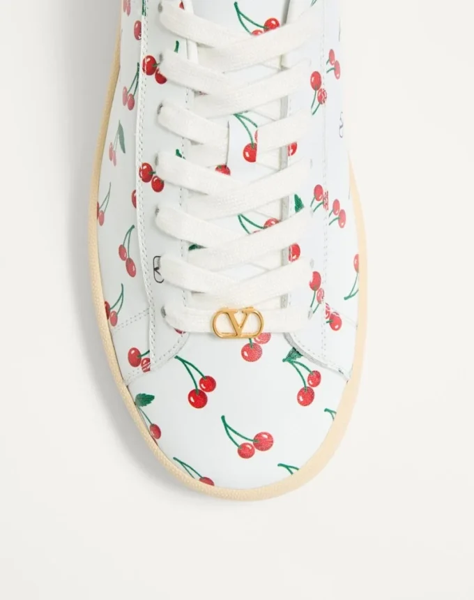 Baskets Royco en cuir nappa avec motif Cherryfic Baskets Royco en cuir nappa avec motif Cherryfic