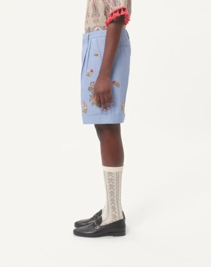 Bermuda en denim avec broderies Bermuda en denim avec broderies