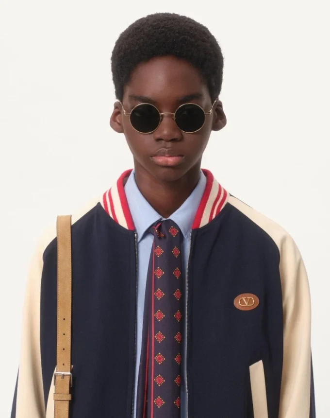Blouson aviateur en laine et coton avec logo V et patch Le Chat De La Maison Blouson aviateur en laine et coton avec logo V et patch Le Chat De La Maison