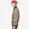 Blouson bomber Valentino en drapé de laine avec VGold sur les poches latérales Blouson bomber Valentino en drapé de laine avec VGold sur les poches latérales