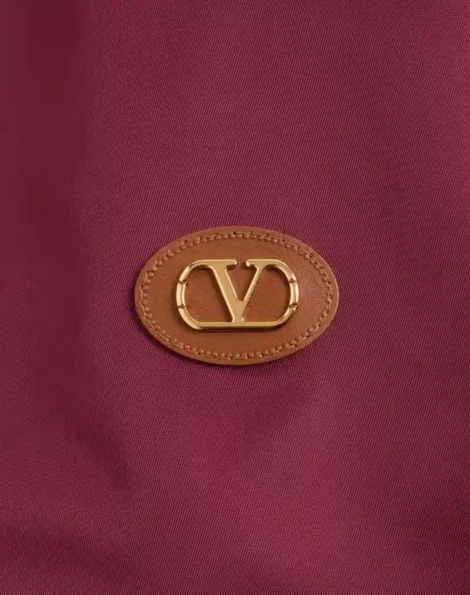 Blouson en nylon avec patch VLogo Blouson en nylon avec patch VLogo