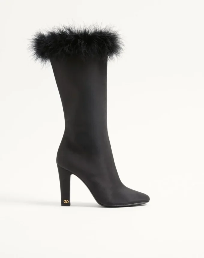 Bottes Hotty en tissu shantung avec plumes 100 mm Bottes Hotty en tissu shantung avec plumes 100 mm