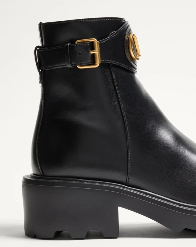 Bottines en cuir de veau Vlogo Signature 55 mm Bottines en cuir de veau Vlogo Signature 55 mm