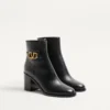 Bottines en cuir de veau Vlogo Signature 75 mm Bottines en cuir de veau Vlogo Signature 75 mm