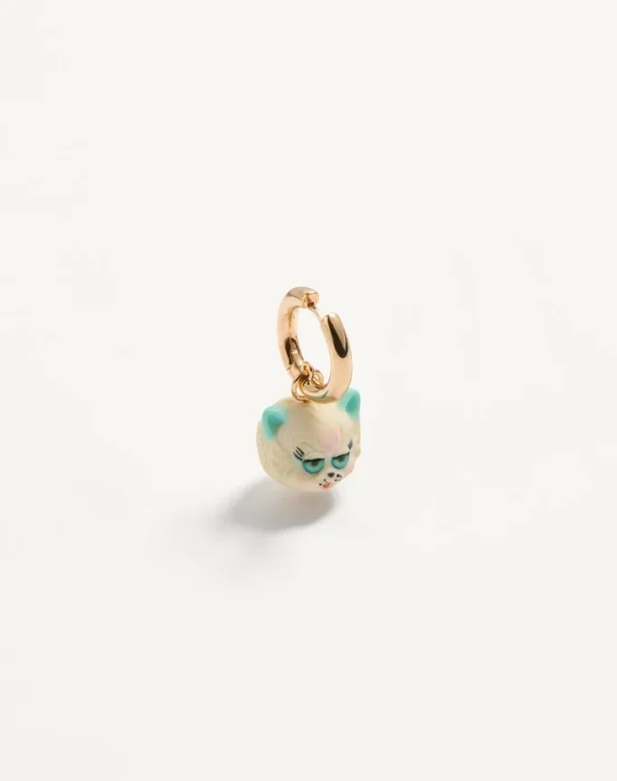 Boucle d’oreille unique Le Chat De La Maison en métal et nylon Boucle d’oreille unique Le Chat De La Maison en métal et nylon