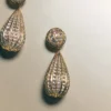 Boucles d&rsquo;oreilles Poetique Des Gouttes en métal et cristaux Swarovski®