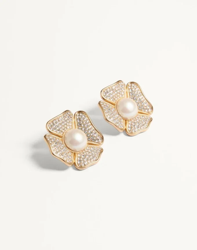 Boucles d&rsquo;oreilles San Fin en métal avec cristaux Swarovski® et perles
