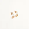 Boucles d&rsquo;oreilles Vlogo Signature en métal et perles