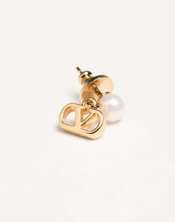 Boucles d&rsquo;oreilles Vlogo Signature en métal et perles