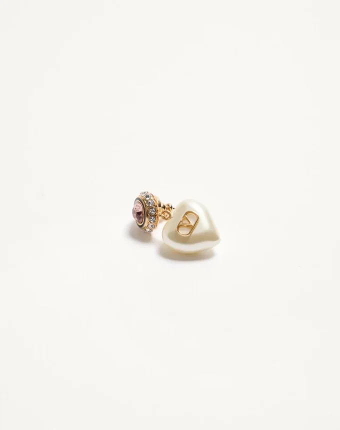 Boucles d&rsquo;oreilles VLogo Signature en métal, émail, perles et cristaux