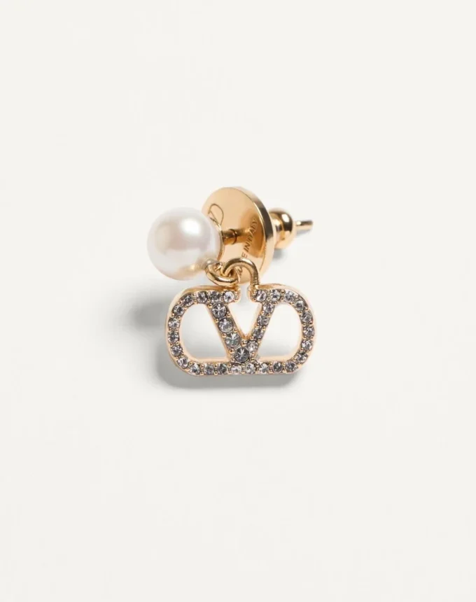Boucles d’oreilles Vlogo Signature en métal, perles et cristaux Swarovski® Boucles d’oreilles Vlogo Signature en métal, perles et cristaux Swarovski®