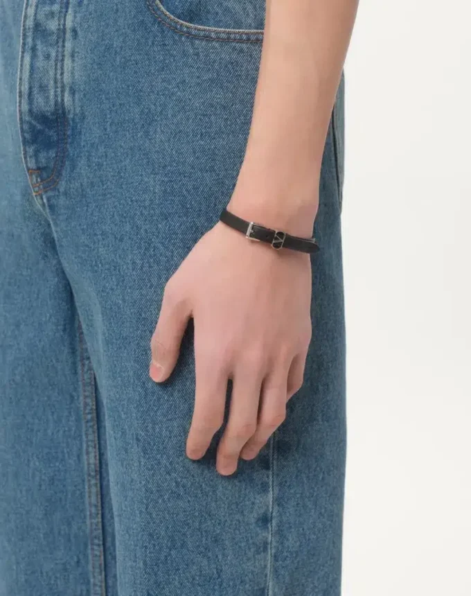 Bracelet Ovalette en cuir de veau Valentino Garavani Bracelet Ovalette en cuir de veau Valentino Garavani