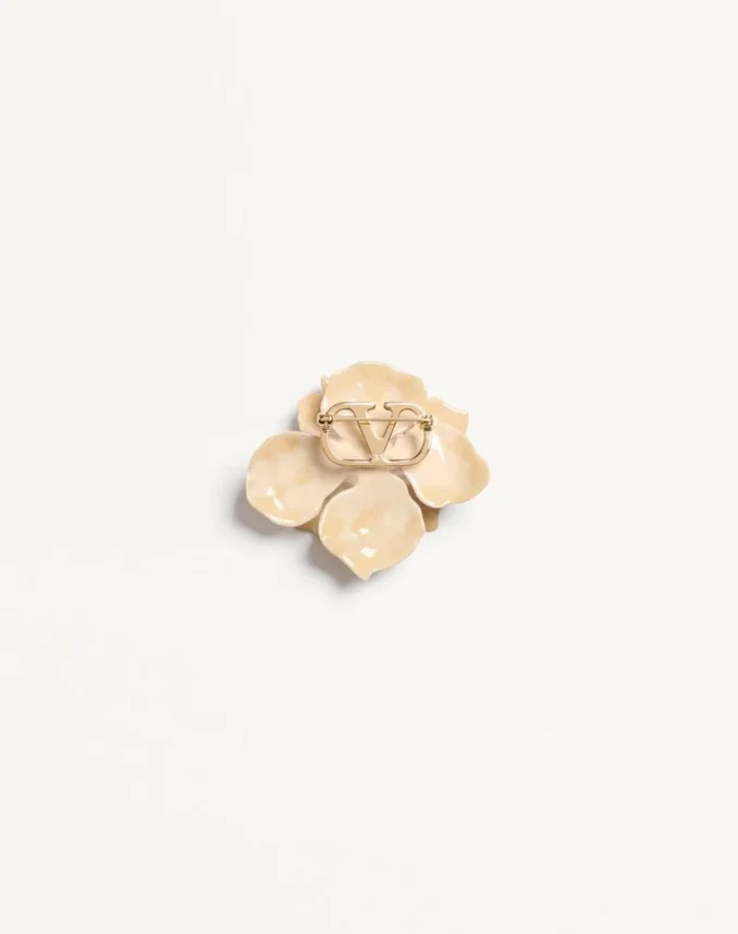 Broche Fleur Lumineuse en métal, émail et tissu Broche Fleur Lumineuse en métal, émail et tissu