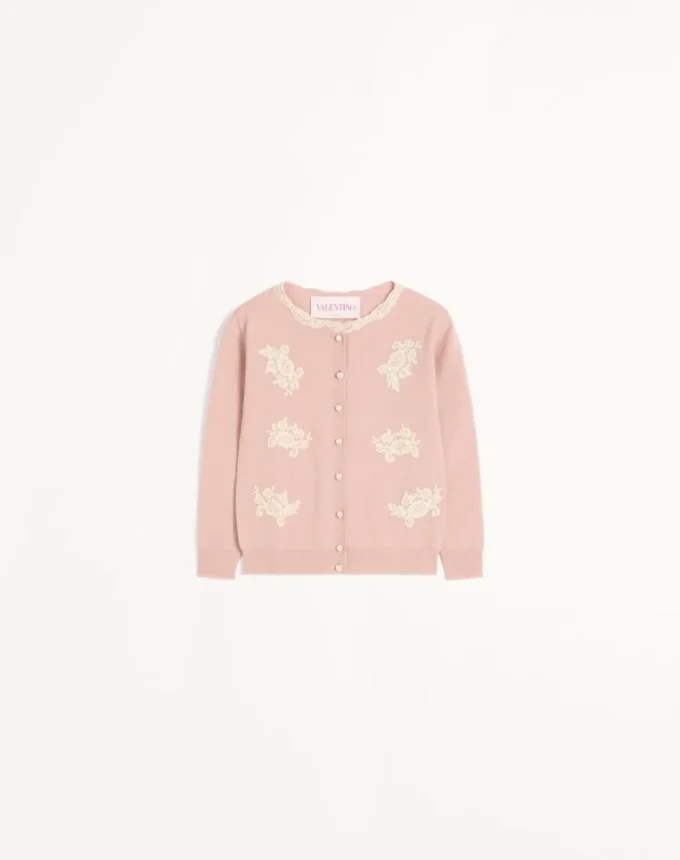 Cardigan brodé avec empiècements en dentelle Cardigan brodé avec empiècements en dentelle