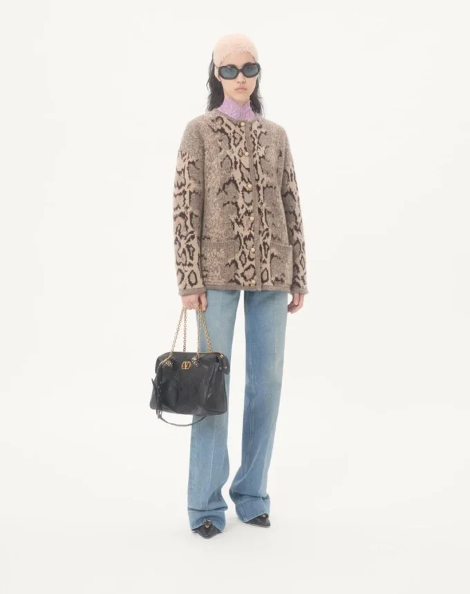 Cardigan en cachemire à imprimé animalier Cardigan en cachemire à imprimé animalier