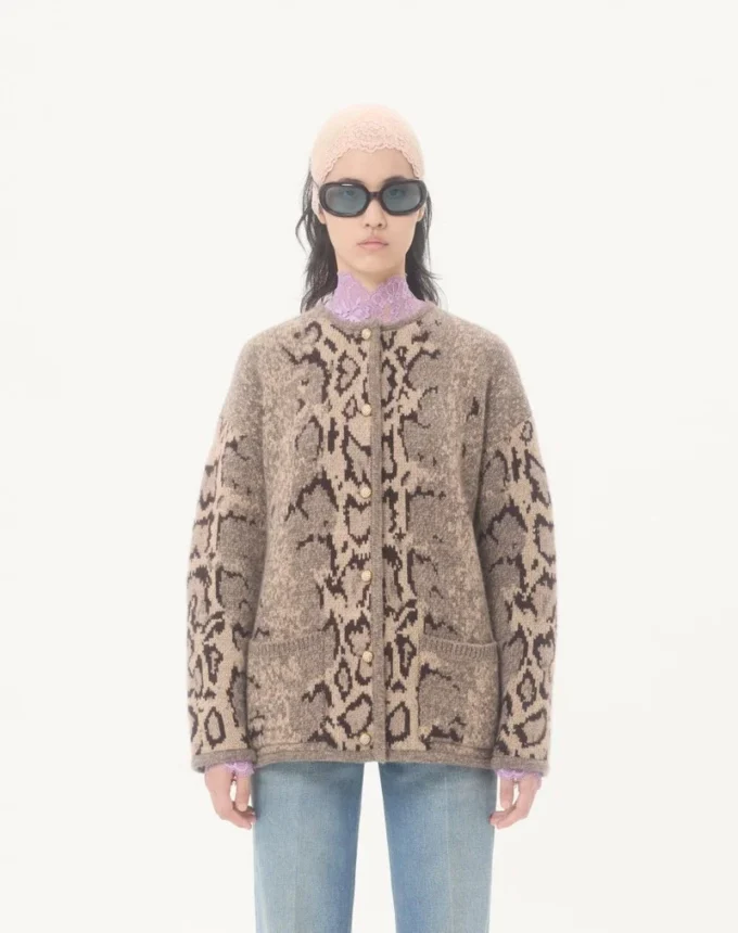 Cardigan en cachemire à imprimé animalier Cardigan en cachemire à imprimé animalier