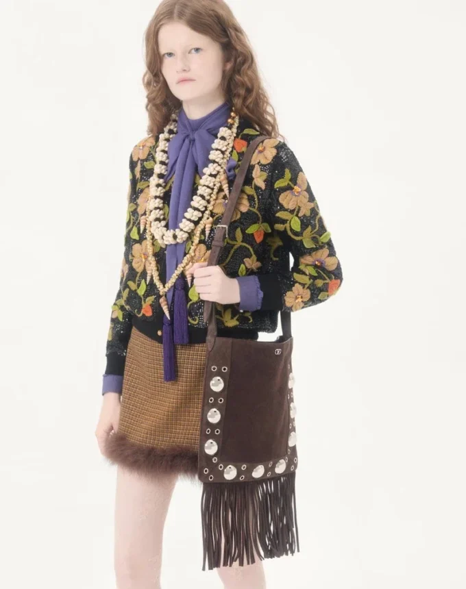 Cardigan en laine brodé Cardigan en laine brodé