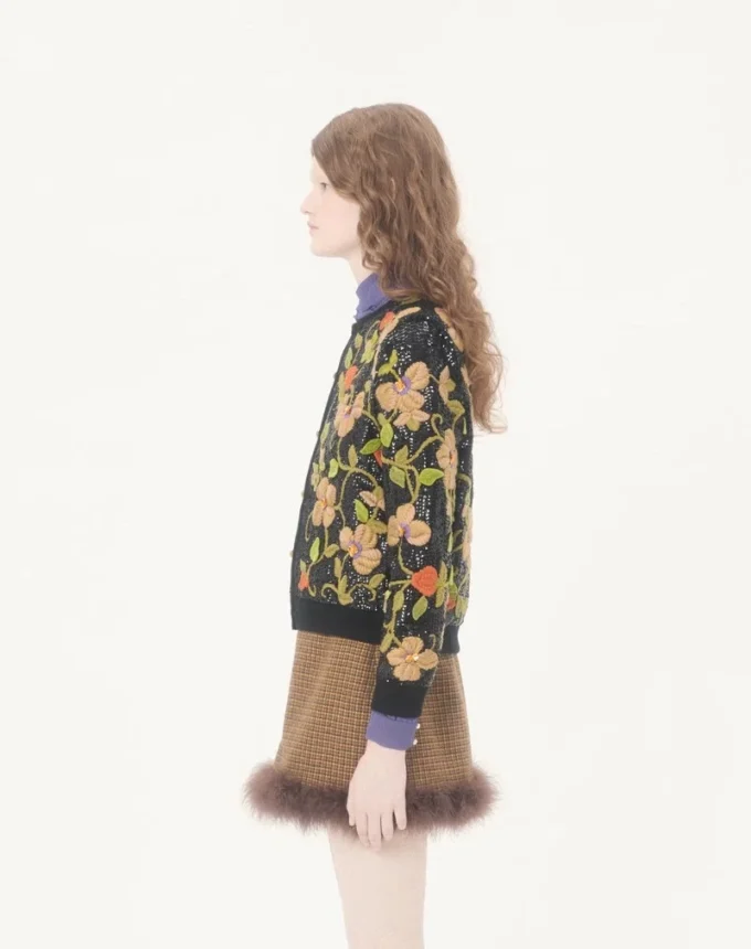 Cardigan en laine brodé Cardigan en laine brodé