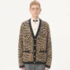 Cardigan en laine Valentino avec imprimé animalier Fauve Eclat Jacquard Cardigan en laine Valentino avec imprimé animalier Fauve Eclat Jacquard