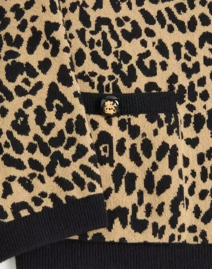 Cardigan en laine Valentino avec imprimé animalier Fauve Eclat Jacquard Cardigan en laine Valentino avec imprimé animalier Fauve Eclat Jacquard