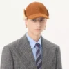 Casquette de baseball Valentino Garavani Vlogo Signature en daim et peau de mouton Casquette de baseball Valentino Garavani Vlogo Signature en daim et peau de mouton