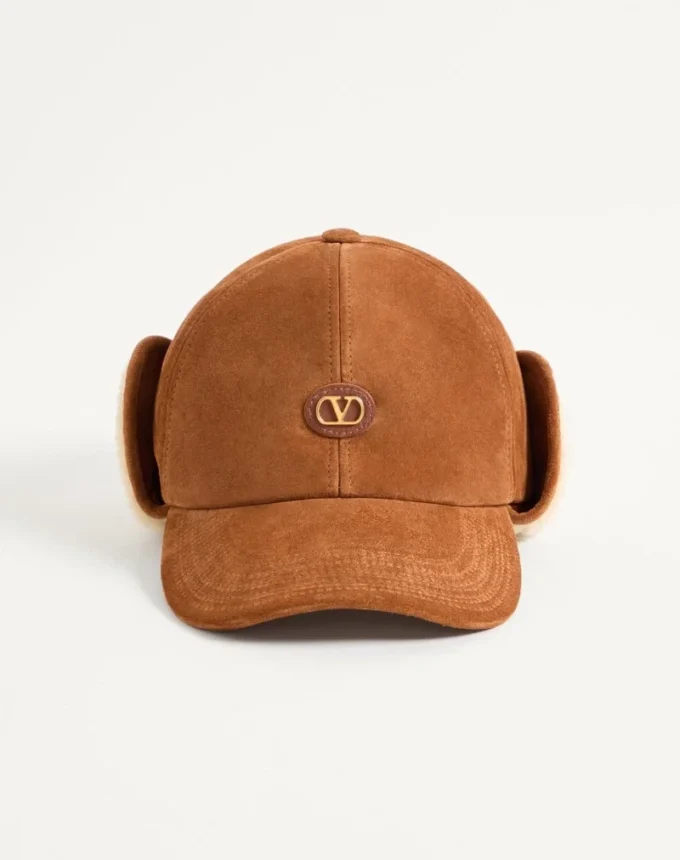 Casquette de baseball Valentino Garavani Vlogo Signature en daim et peau de mouton Casquette de baseball Valentino Garavani Vlogo Signature en daim et peau de mouton