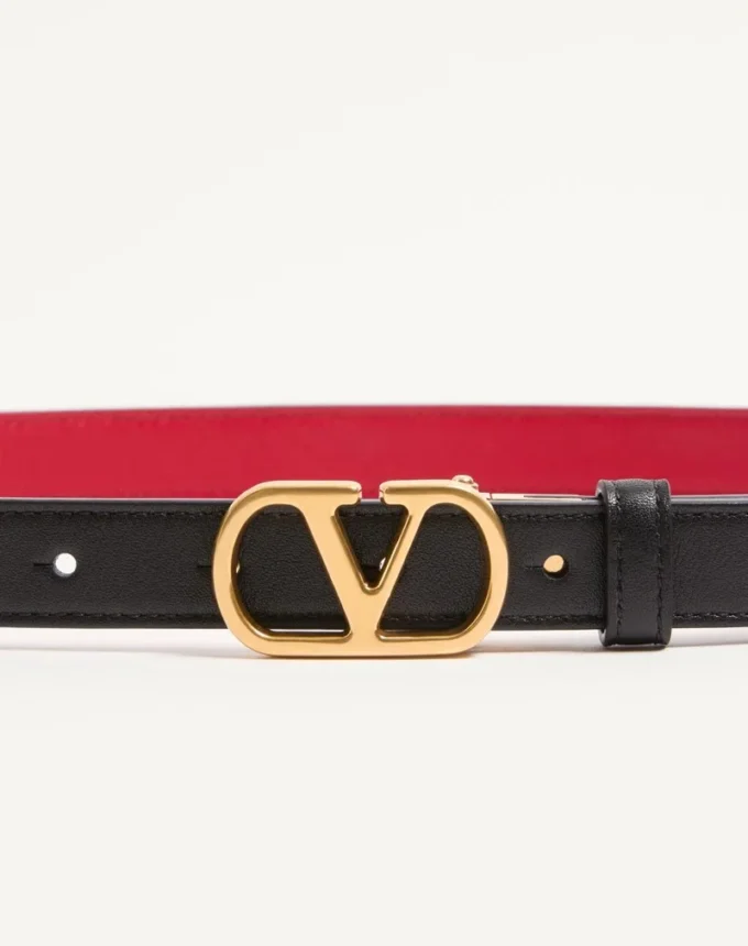 Ceinture réversible VLogo Signature en cuir de veau brillant – 20 mm / 1,2 pouces Ceinture réversible VLogo Signature en cuir de veau brillant – 20 mm / 1,2 pouces