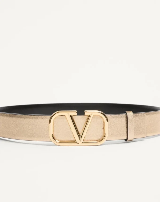 Ceinture réversible Vlogo Signature en cuir de veau métallisé et brillant 30 mm Ceinture réversible Vlogo Signature en cuir de veau métallisé et brillant 30 mm