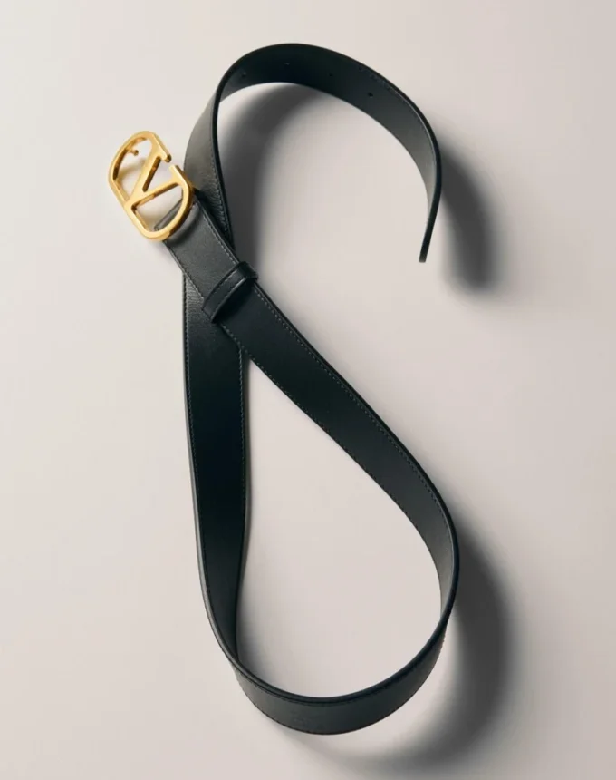 Ceinture Vlogo Signature en cuir de veau brillant 30 mm Ceinture Vlogo Signature en cuir de veau brillant 30 mm