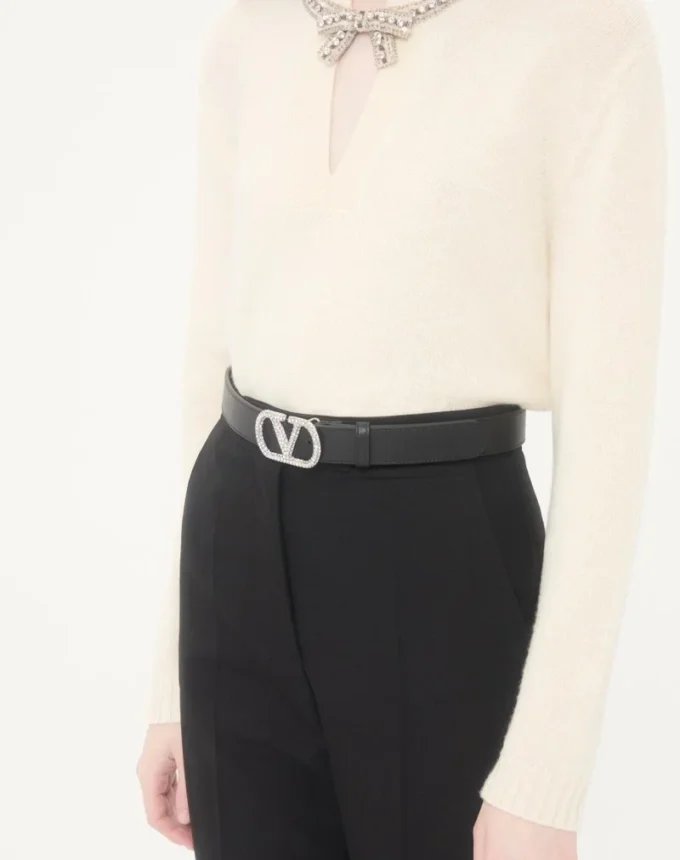 Ceinture VLogo Signature en cuir de veau brillant avec cristaux 30 mm Ceinture VLogo Signature en cuir de veau brillant avec cristaux 30 mm