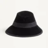 Chapeau en coton VLogo Signature. Chapeau en coton VLogo Signature.