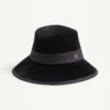 Chapeau en coton VLogo Signature. Chapeau en coton VLogo Signature.