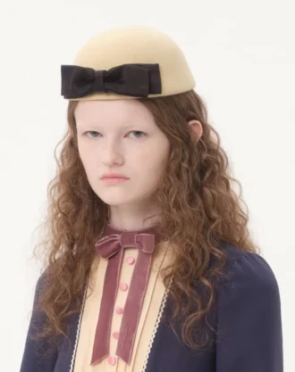 Chapeau Signature Vlogo en tissu Lapin avec nœud en satin