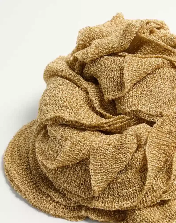 Écharpe en lurex tricoté