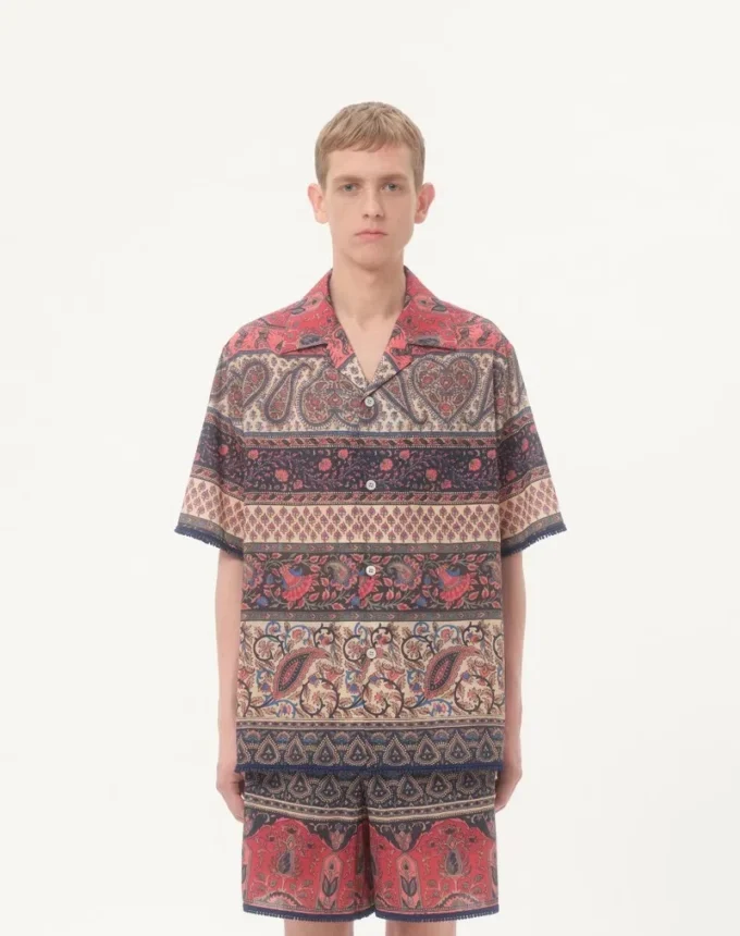 Chemise de bowling en mousseline de coton avec imprimé Voyage Imaginaire et passementerie Chemise de bowling en mousseline de coton avec imprimé Voyage Imaginaire et passementerie