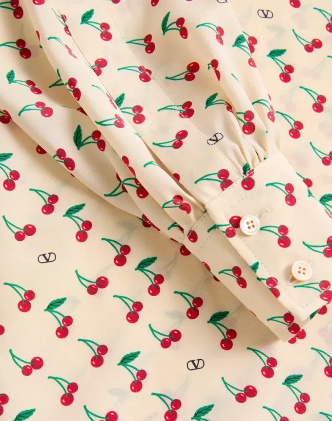 Chemise en crêpe de Chine avec imprimé Cherryfic Chemise en crêpe de Chine avec imprimé Cherryfic