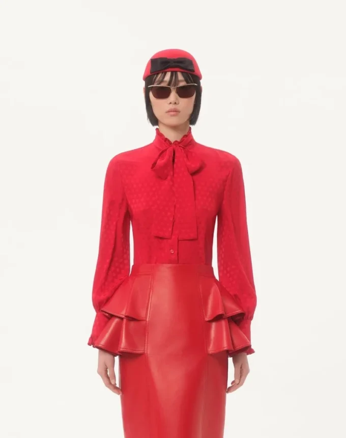 Chemise en crêpe de Chine avec imprimé Cour De Coeur Chemise en crêpe de Chine avec imprimé Cour De Coeur