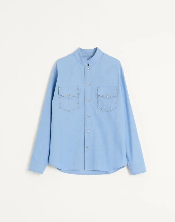 Chemise en denim avec cabochons Chemise en denim avec cabochons